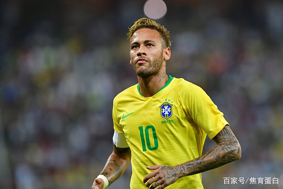 体育《天天耍大牌》消暑晚会：送好礼 送清凉 送健康