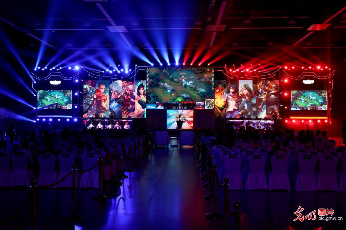 比分的落后 比分的落后