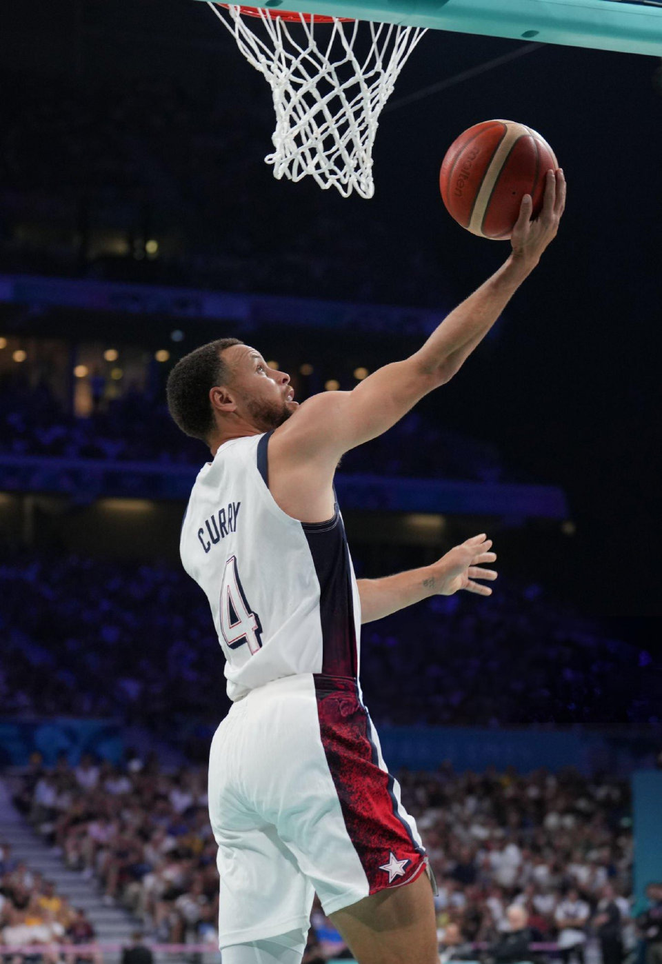 上演了一场 上演了一场